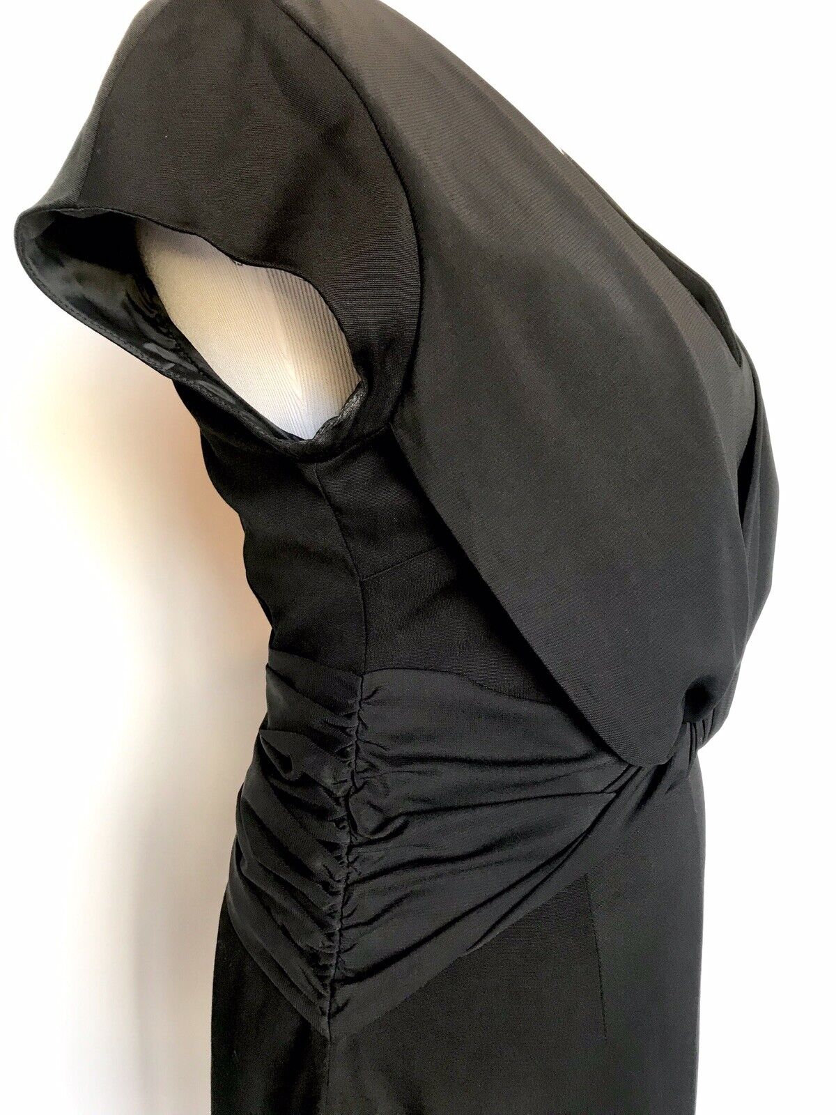 Reiss Twist Front Black Dress. Retails $370 Price $98 NWOT Size 6