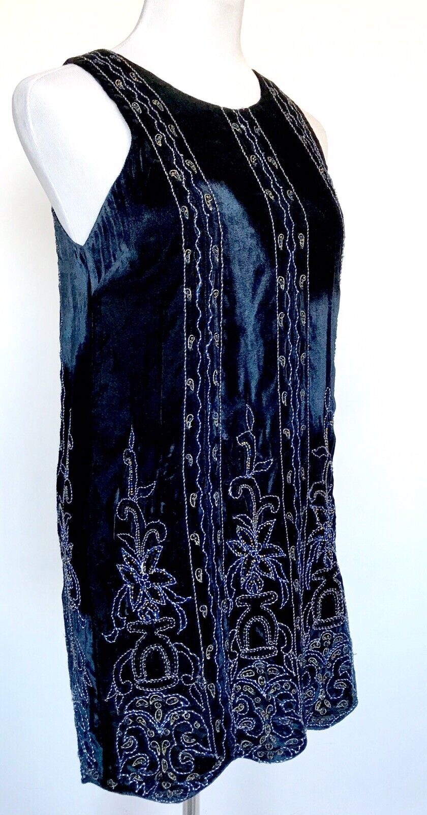 Haute Hippie Vintage Velvet Bead Dress Sz 4 Retail $695 Price $199 NWT Authentic