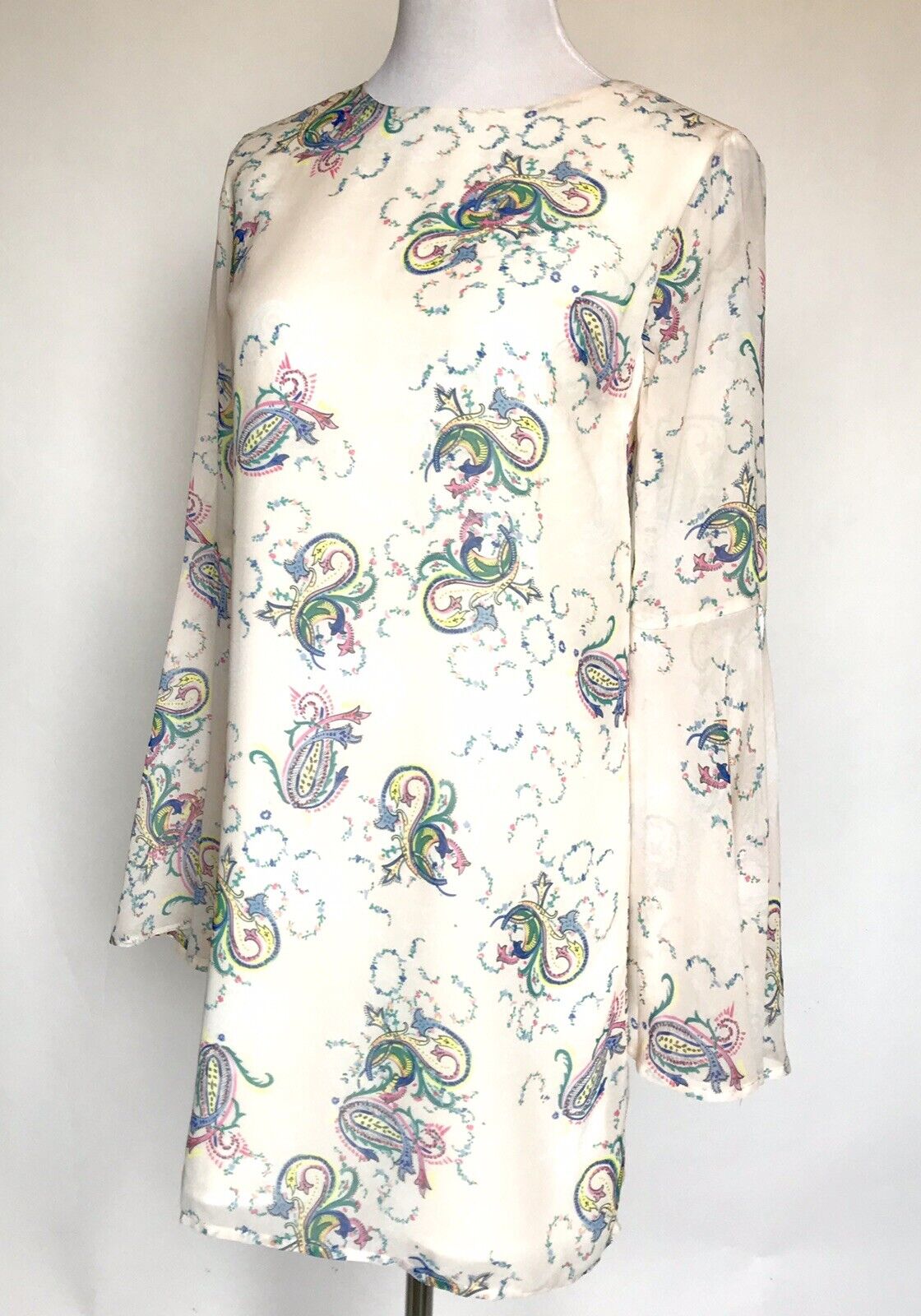 English factory Paisley Prism Bell Sleeve Shift Dress. Price $$63 Size S NWT