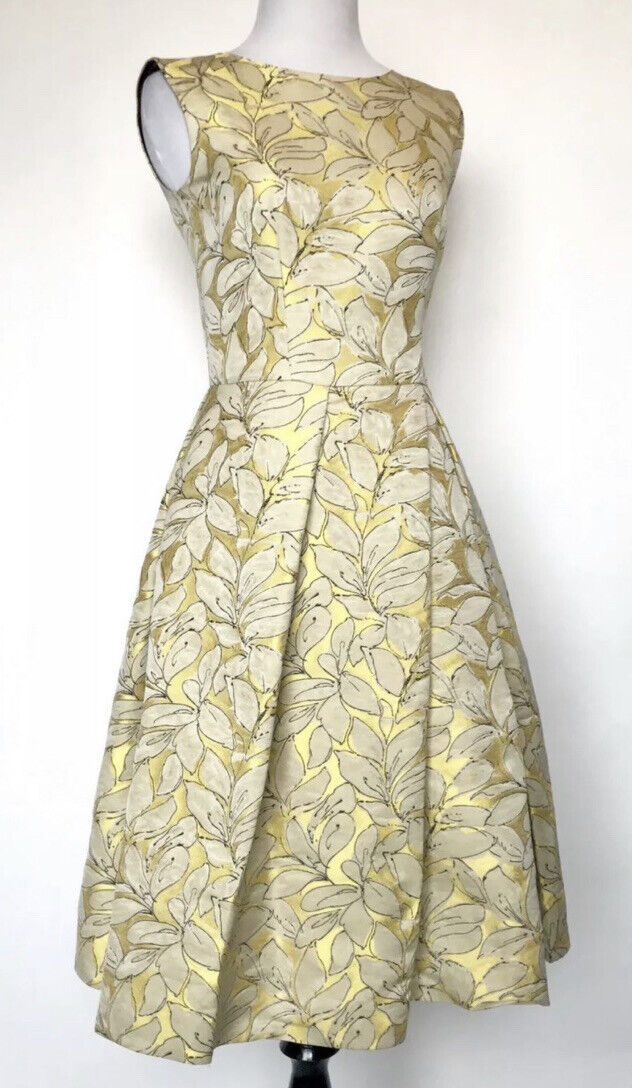 Carolina Herrera Gold Formal Floral Dress Retail $960 NWT Price $469 Size 2