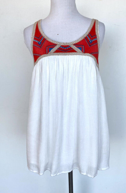 Willow & Clay embroidered Lined Swing top Retails $55 Price $35 Small