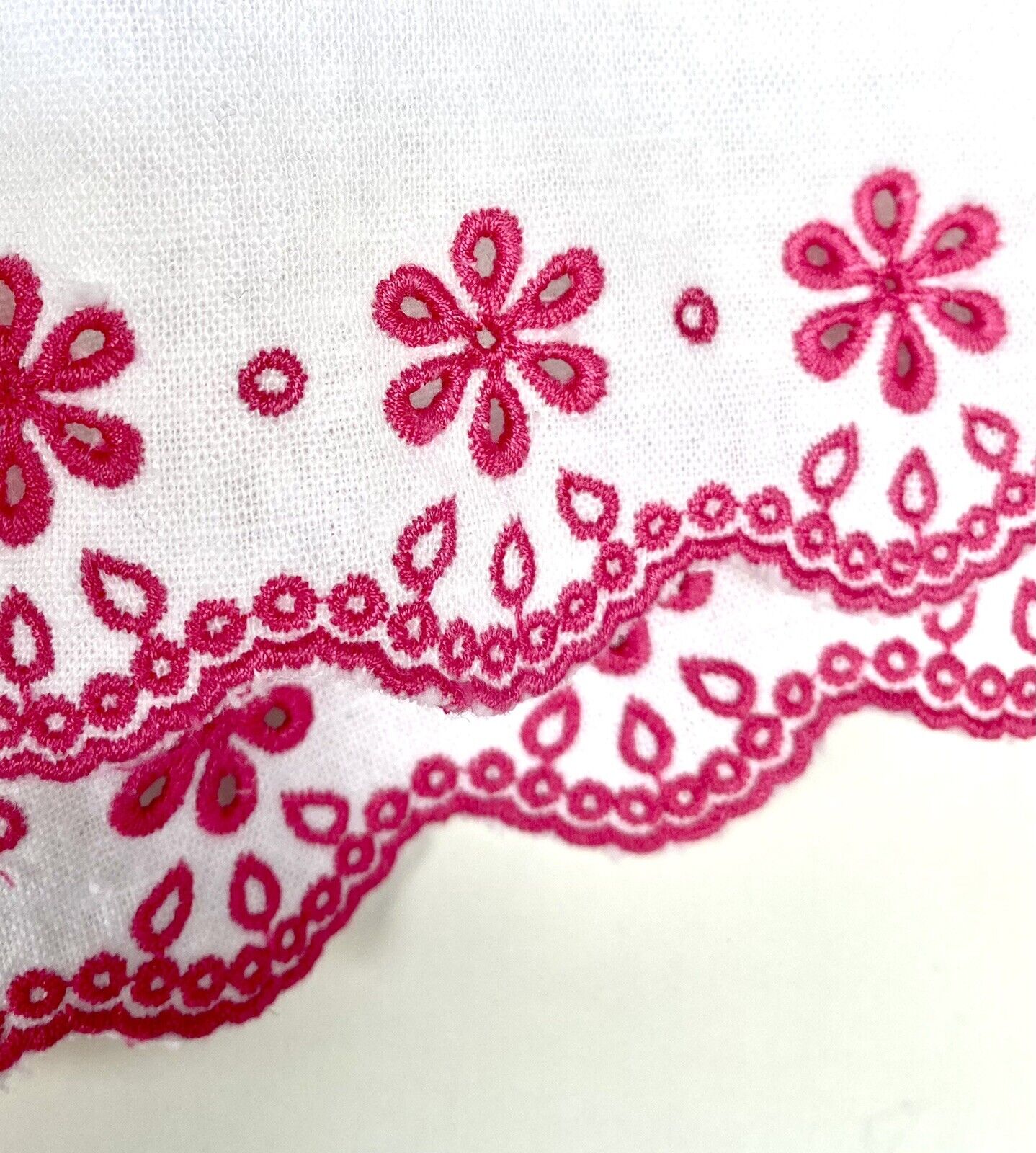 J Crew Embroidered Linen Mix Shorts NWT Retail $69.50  Price $36.50 Size XS