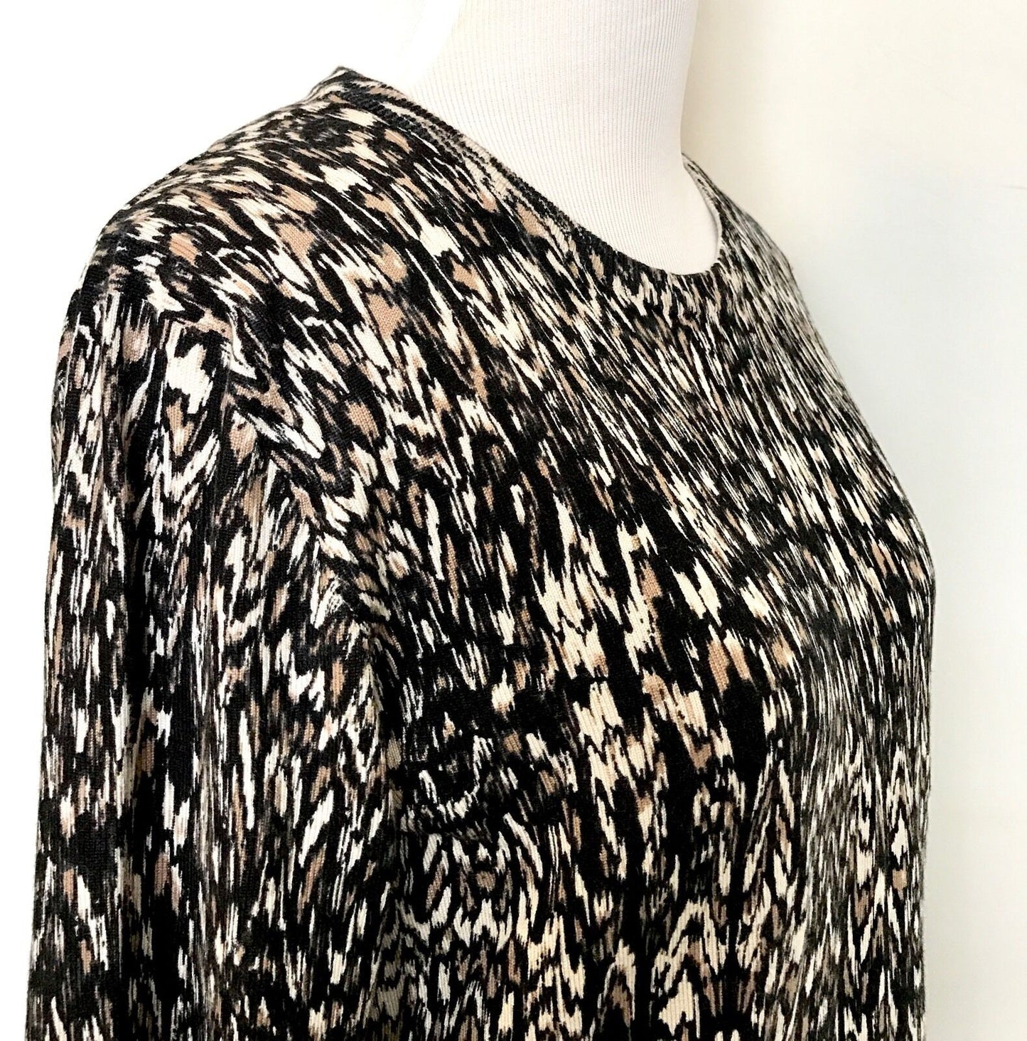 Philosophy Tan Cream Black Sweater. Zip Back NWT Size M Retail $58 Price $29