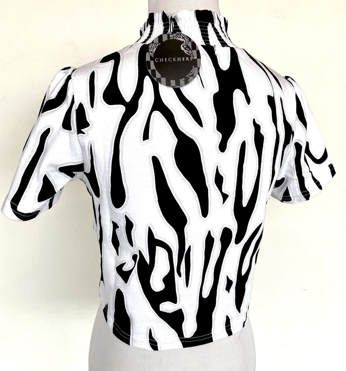 checkhers textured puff sleeve top Smocked Neck Retail $55 Price $38 XS