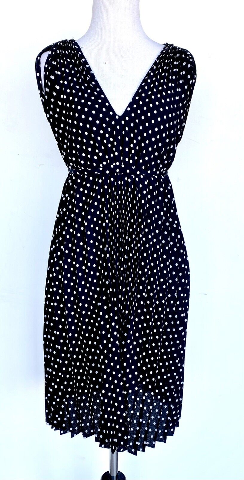 Max Studio Polka Dot Pleated Dress Sleeveless Size S Retails $148 Price $52  NWT