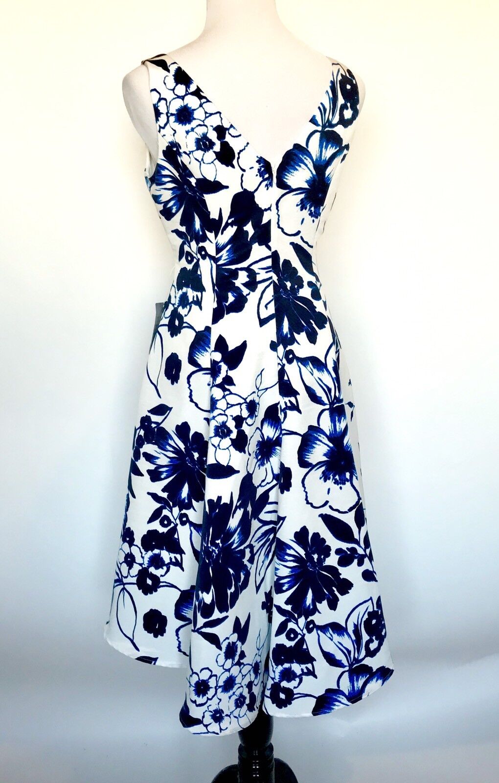 Eliza J  Blue & White Floral Dress. Hi-Lo Skirt NWT Retail $188 Price $88 Size 6