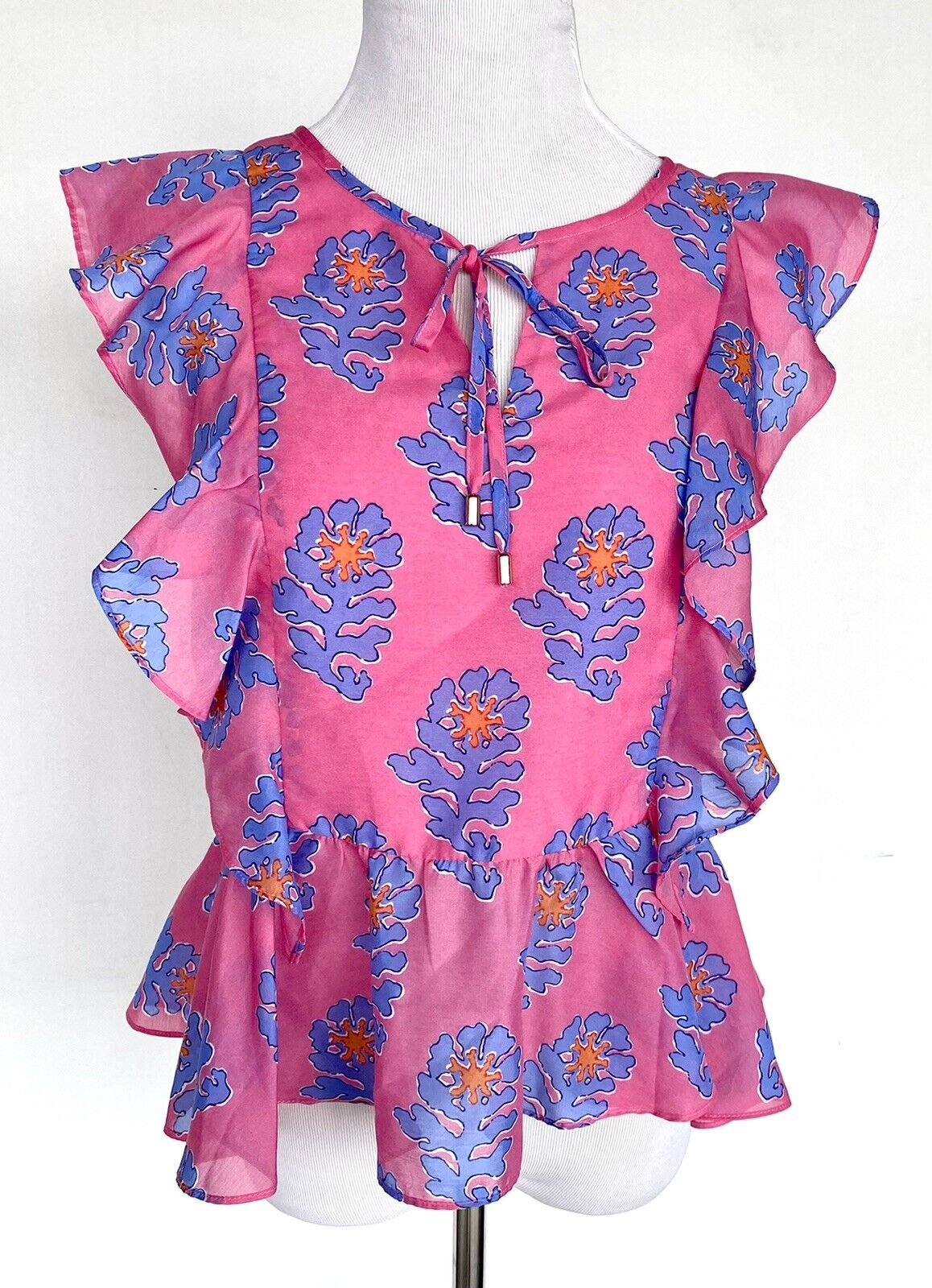 J Marie Piper Flutter Sleeve Top size S Retail $88 Price $58 Pink Tie Neck