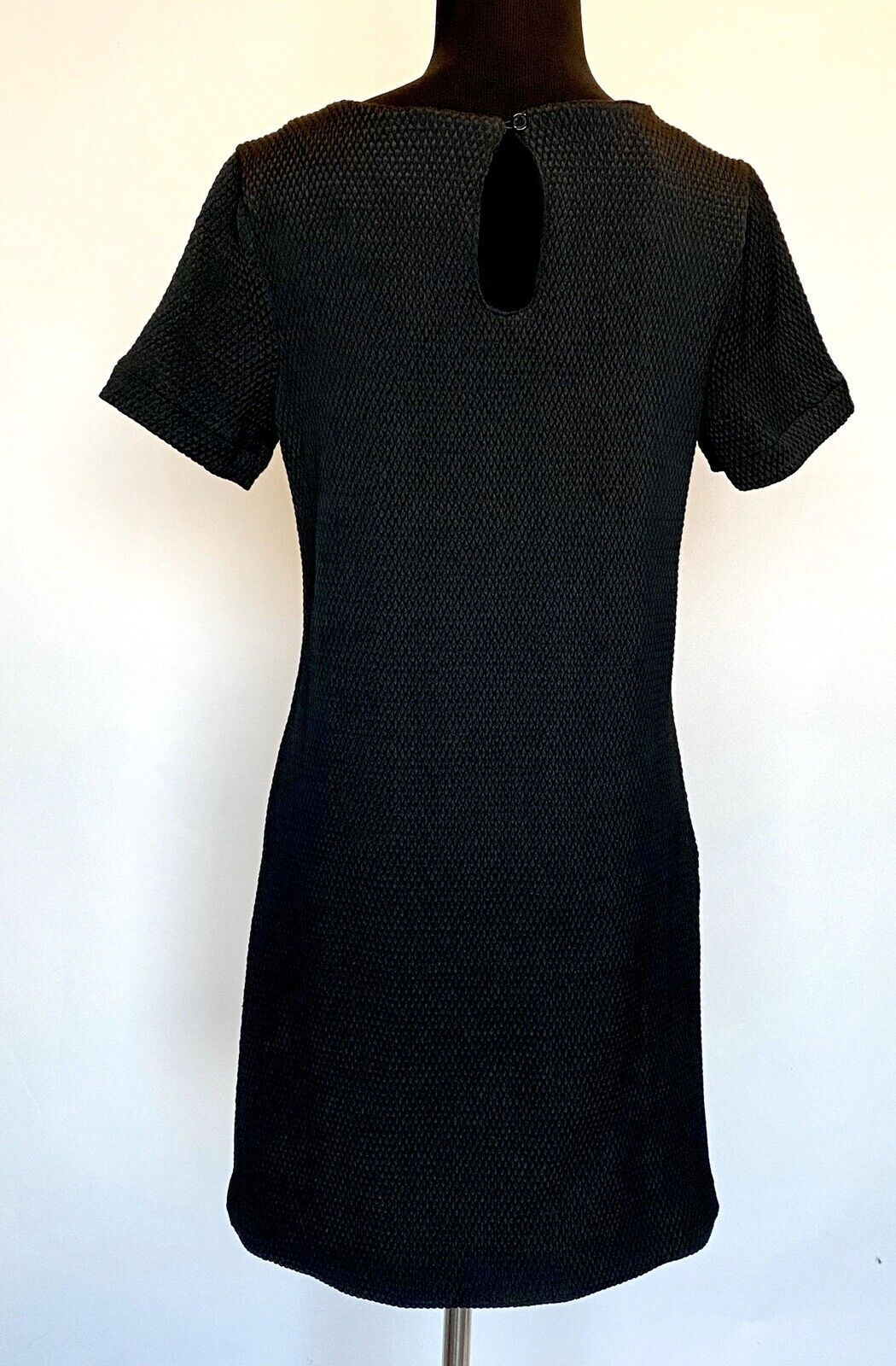 Cupcakes And Cashmere Embellished Shift Dress Black Sz S Retail $130 Price $38