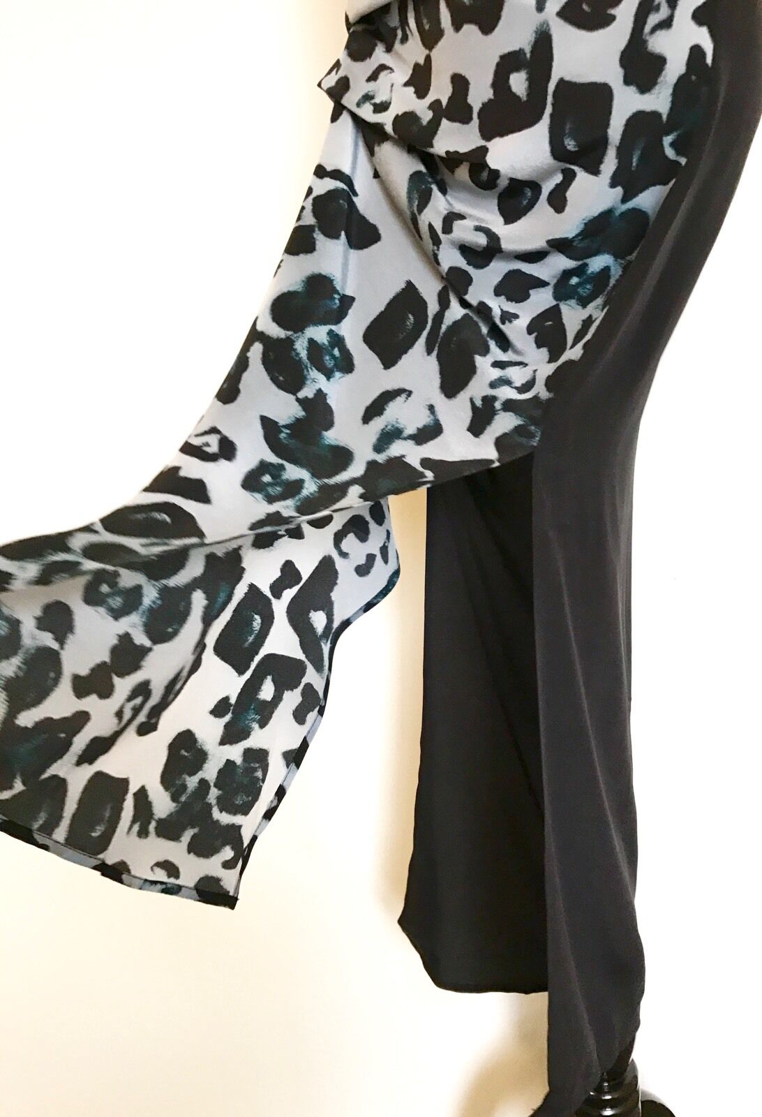 Allsaints Silk Riviera Leo Dress NWT Size 4 Retail $360 Price $108