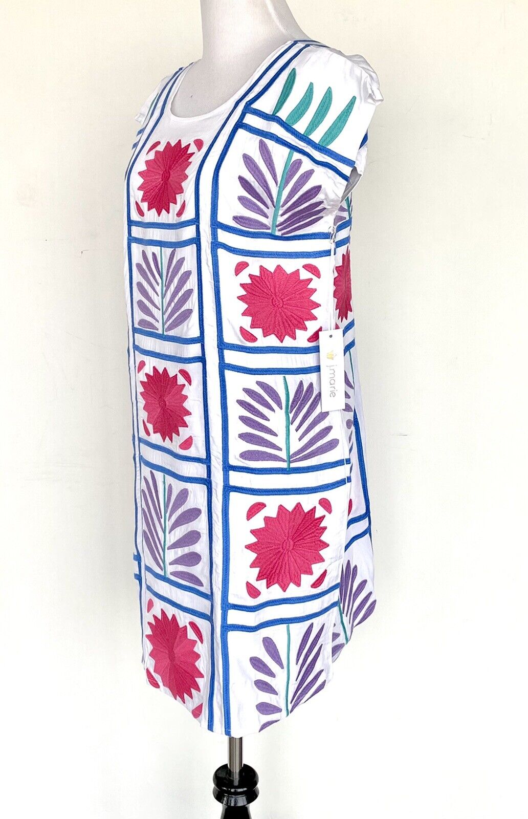 NWT J Marie embroidered Gabriella Dress size Small Retail $128 Price $59