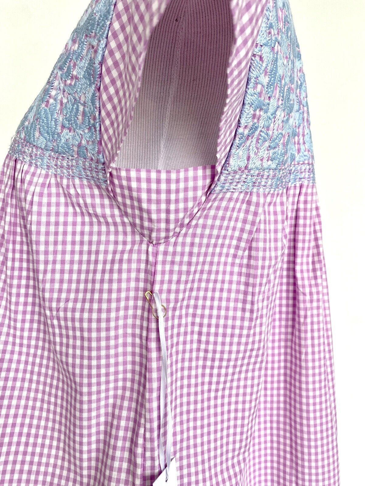 J Marie embroidered Gingham Angelina Dress size XSmall Retail $114 Price $65