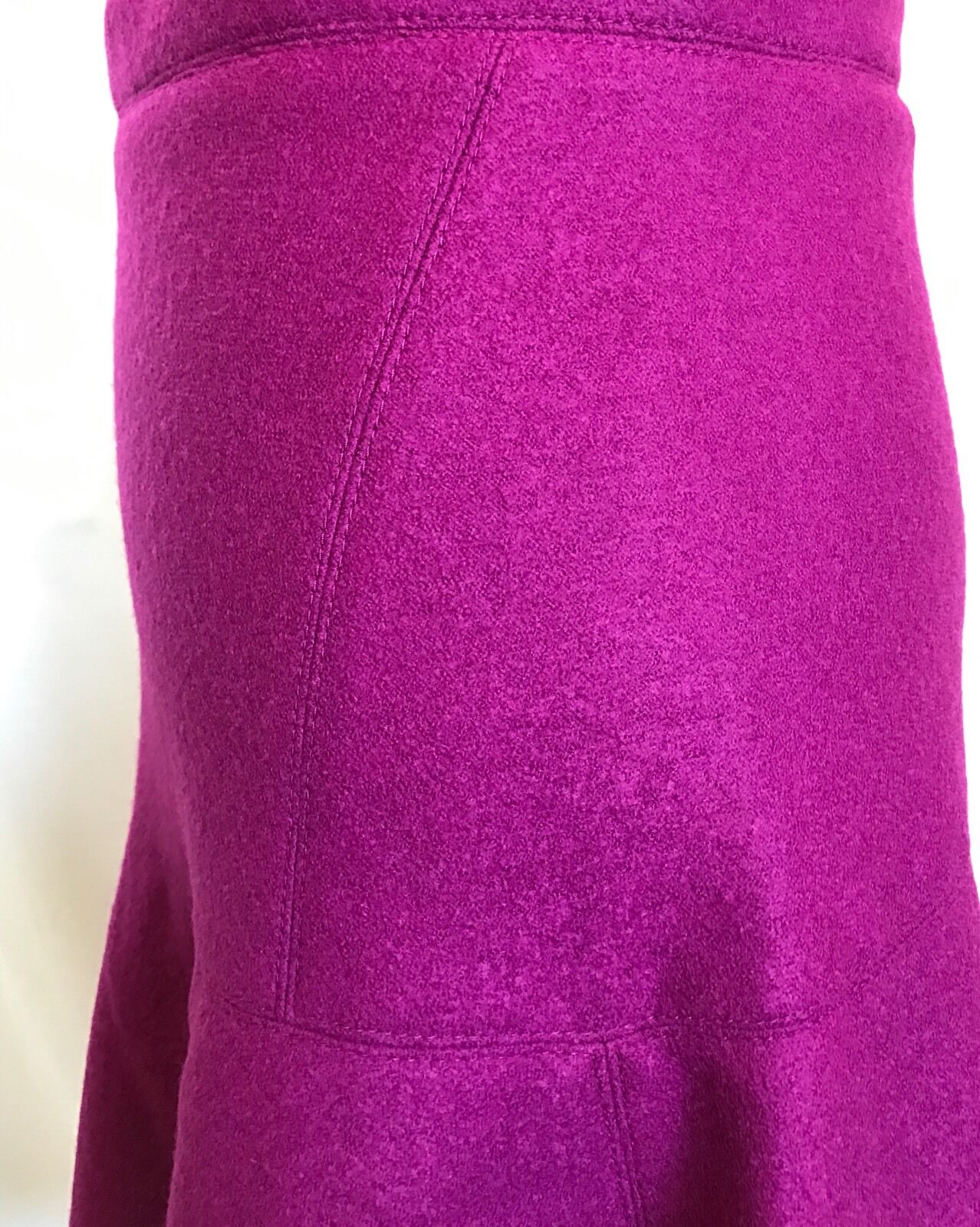 Carolina Herrera  Wool Purple Skirt NWT Retail $445 Price $170 Size 2