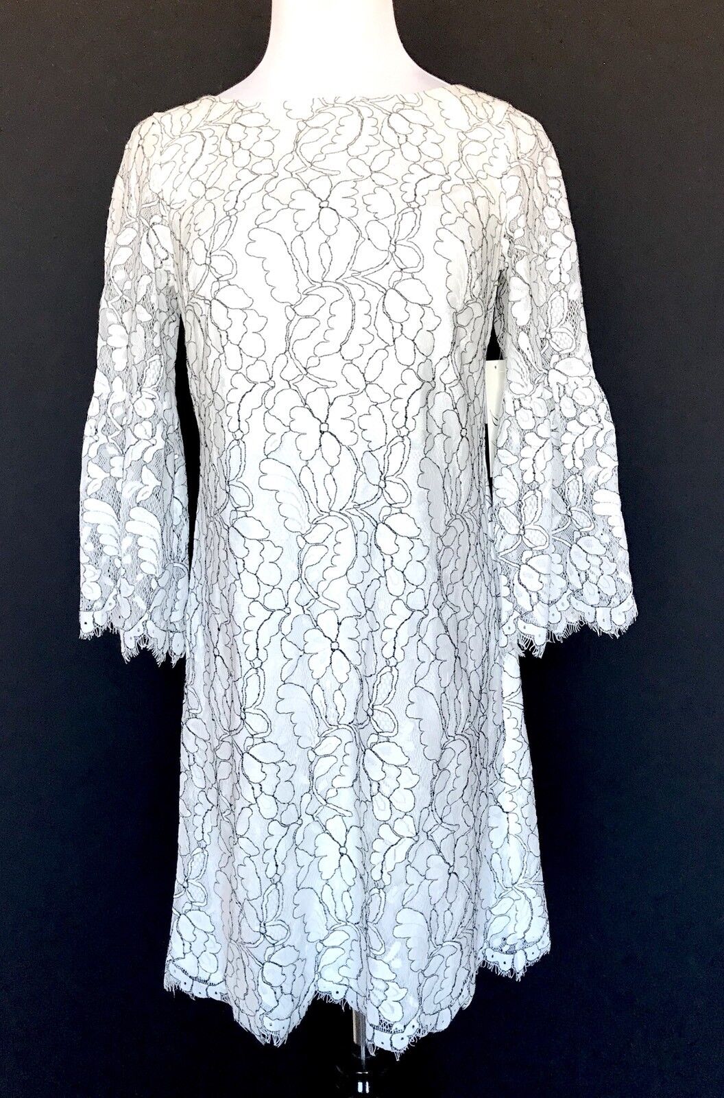 Eliza J  White Bell Sleeve Lace Dress NWT Retails $158 Price $69 Size 6