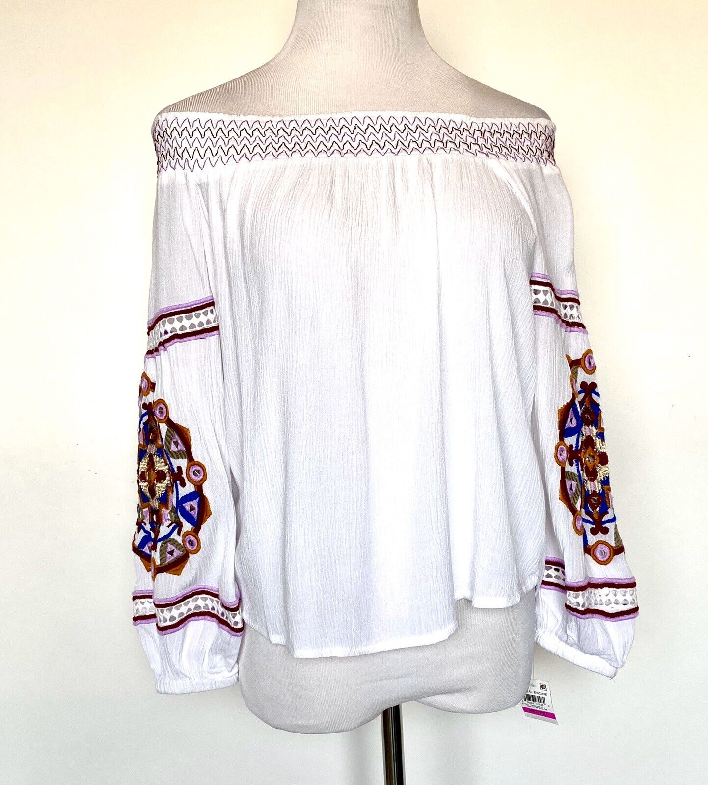 INC White Off Shoulder Embroidered Boho Top PP Retail $89 Price $24 NEW
