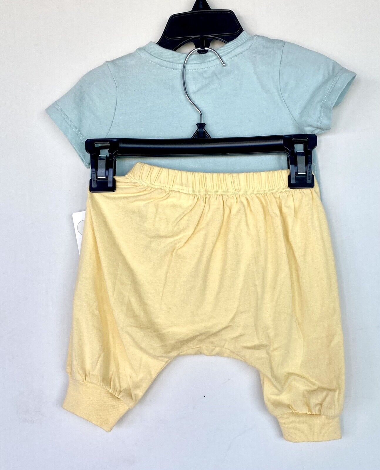 Peek Happy Bird Rainbow Tee And Pants Set NWT 3-6 M Retails $42 Price $26