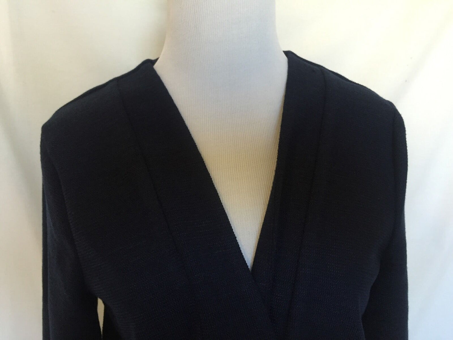 TAVI Navy Blue Open Formal Or Casual Jacket Woven Fabric NWOT SIZE S. $26