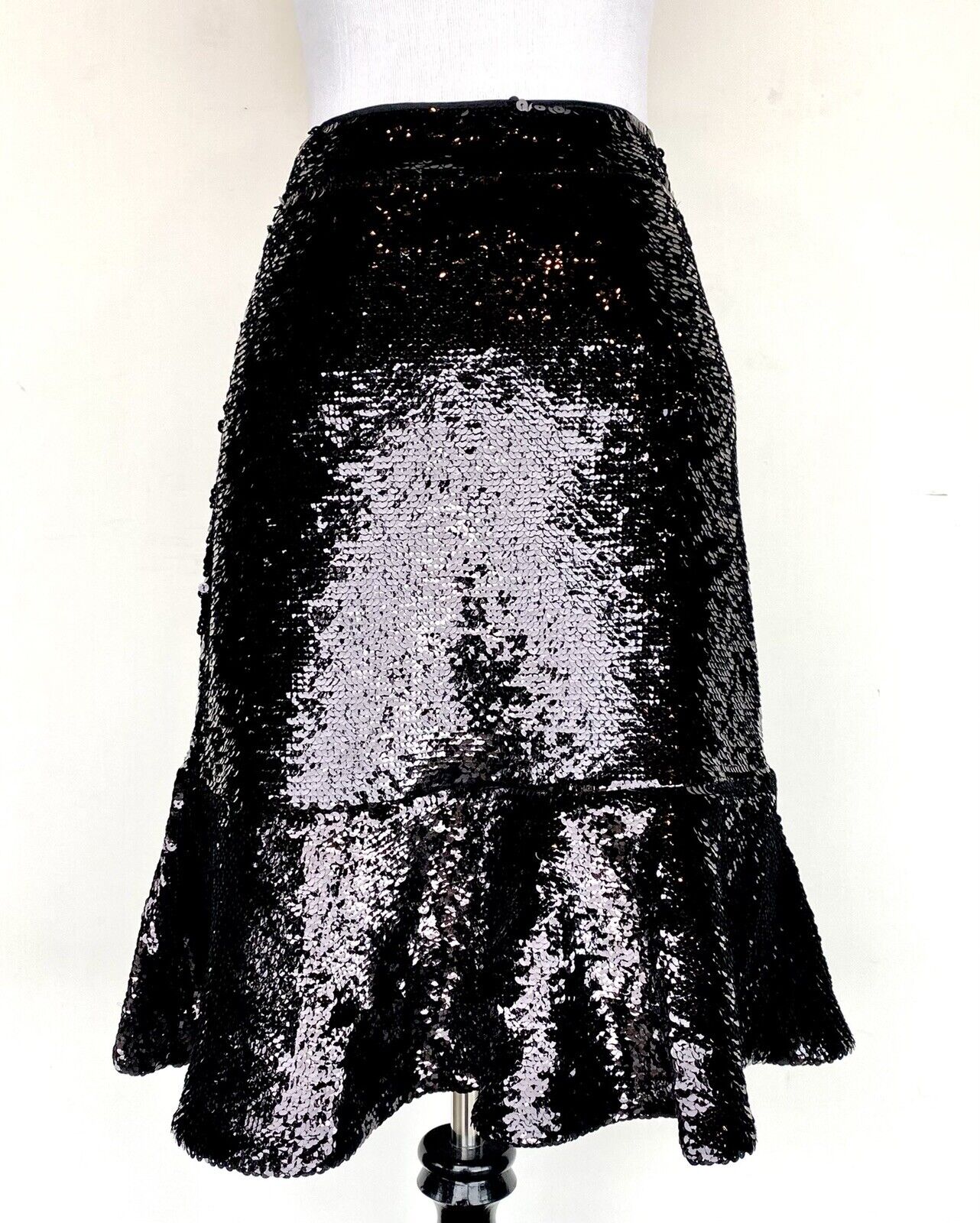 Hutch Black Sequin Skirt Retails $155 Price $89 Size 10 RuffleNWT Anthropologie