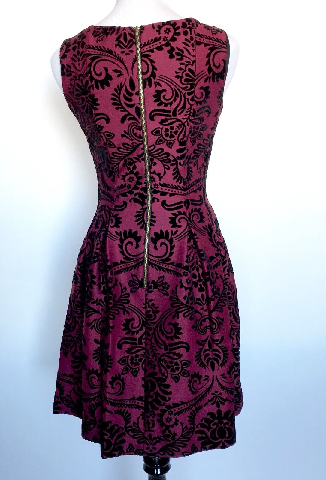 Gabby Skye Damask Velvet Fit And Flare Dress. Retails $98 Price $53 Size 6 NWT