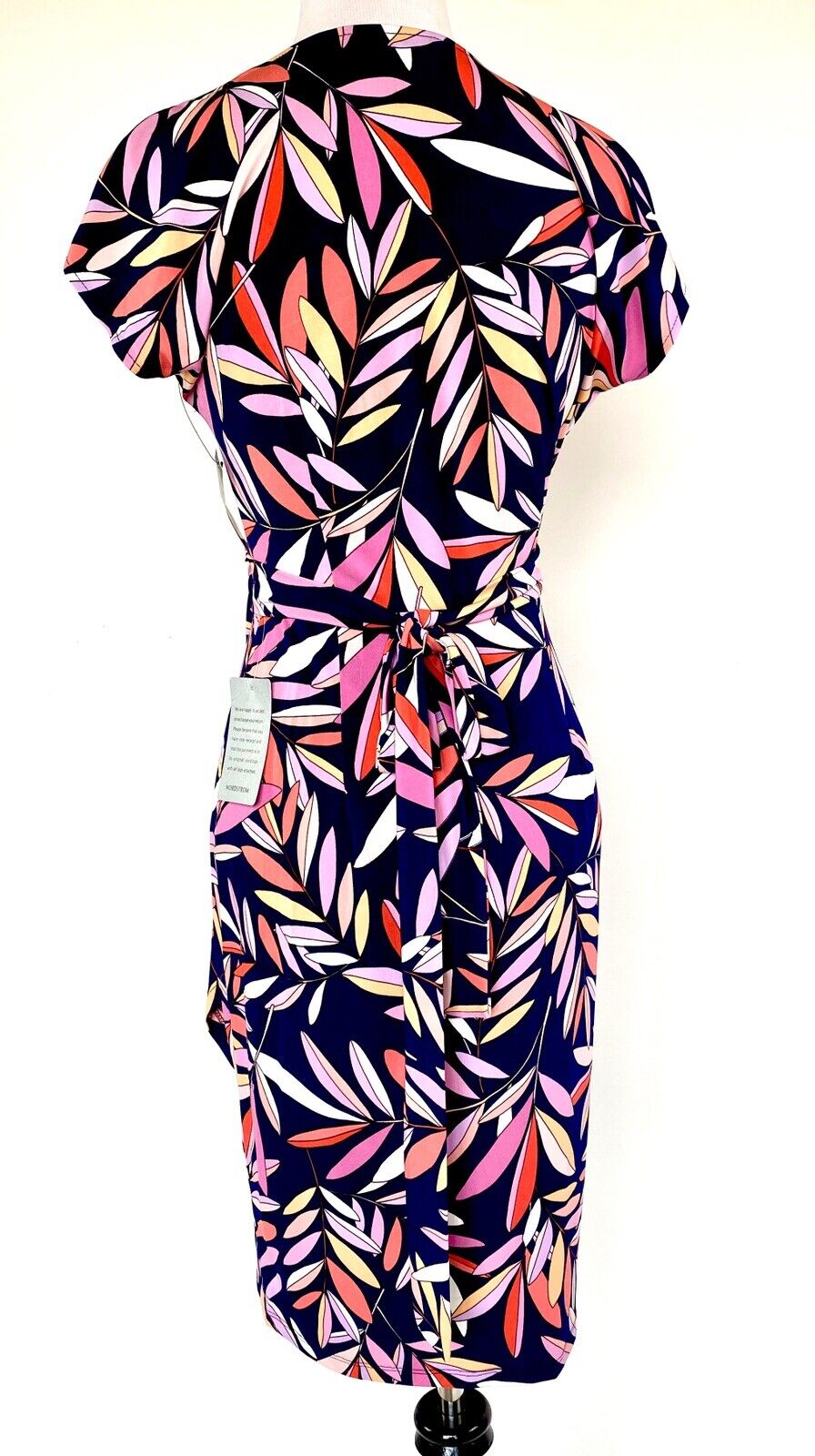 Maggy London Wrap Stretch Leaf  Dress NWT Retail $118 Price $54 Size 2