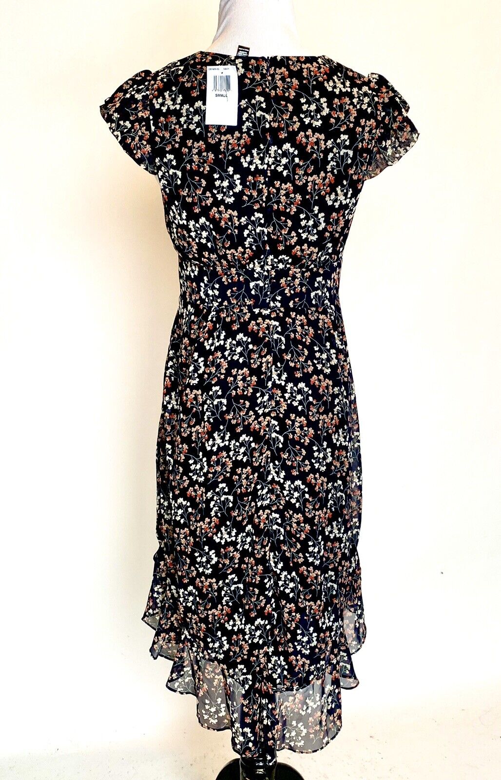 Aqua Floral Print Knee-Length Party Dress. Size S Retails $88 Price $34.NWT