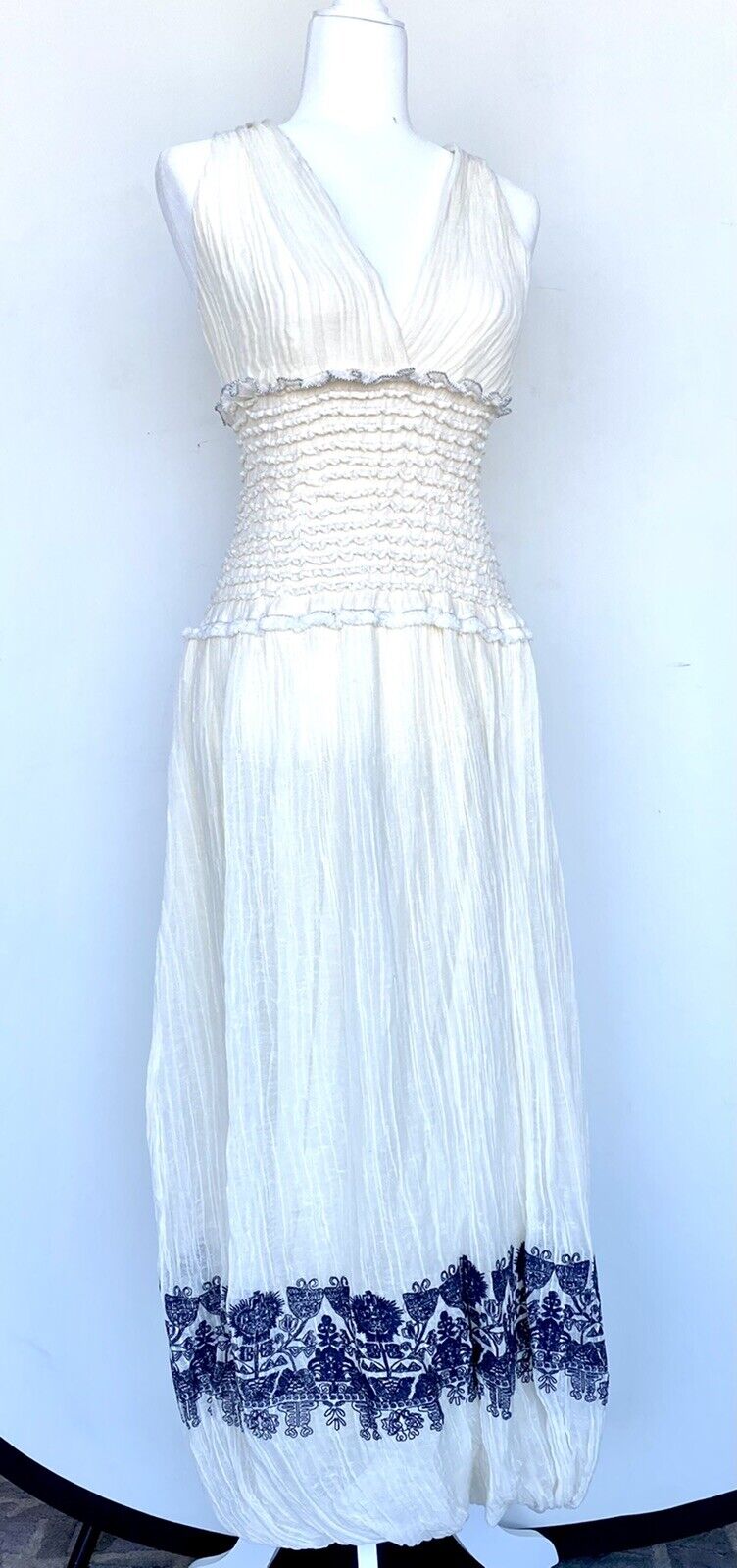 Leon max Max Studio linen smocked dress Retail $428 Price $142 XS