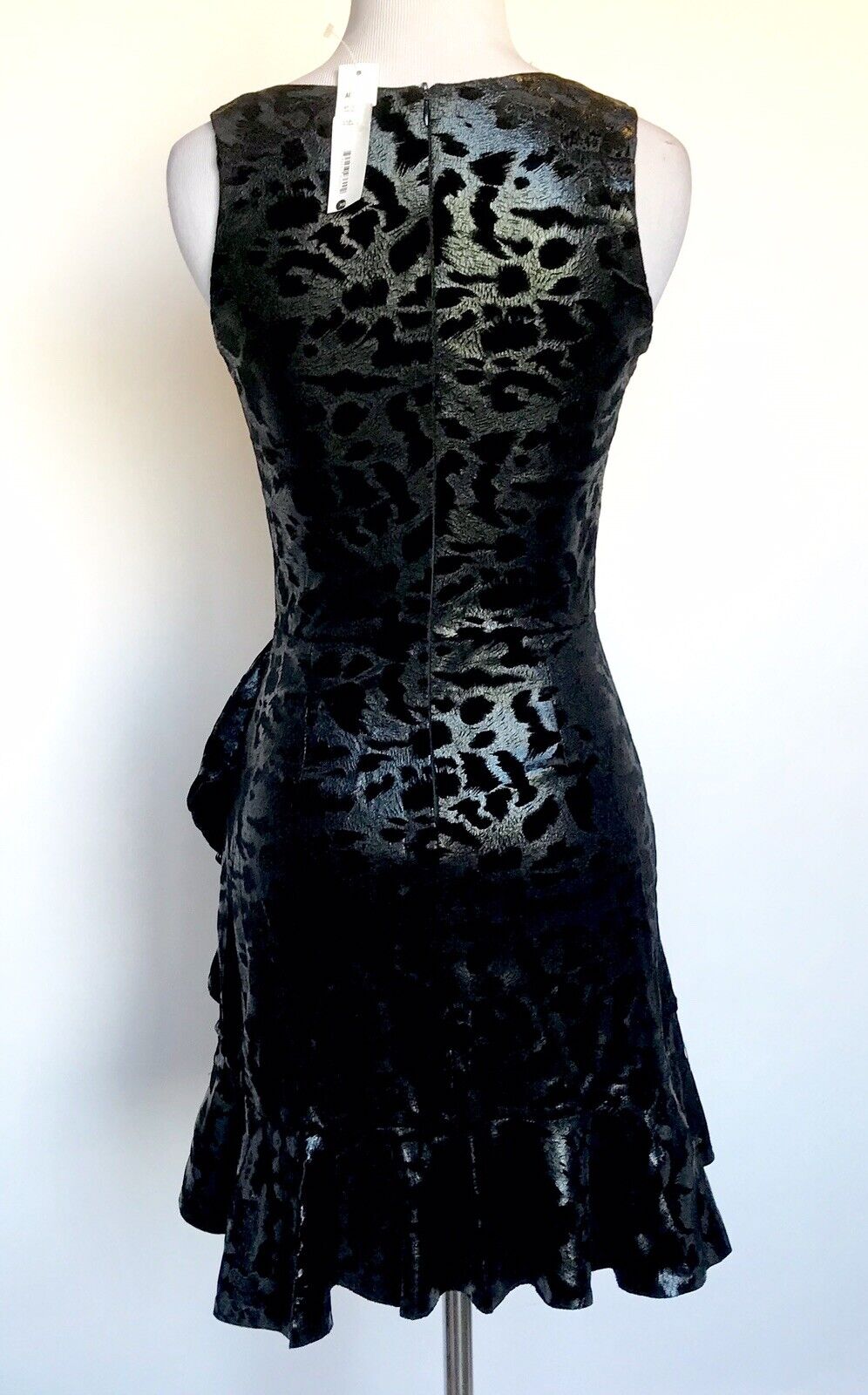 Aqua NWT Dress Black Velvet Ruffle Skirt Stretch Dress XS Retail $88 Price $42