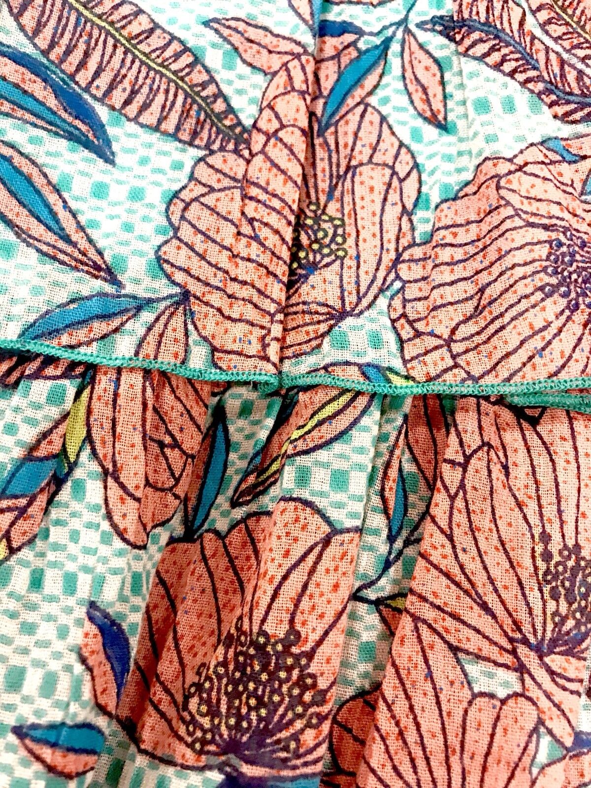 Tucker + Tate Fan Flower Ruffle Top. NWT Retail $35 Price $20.98 Age 6