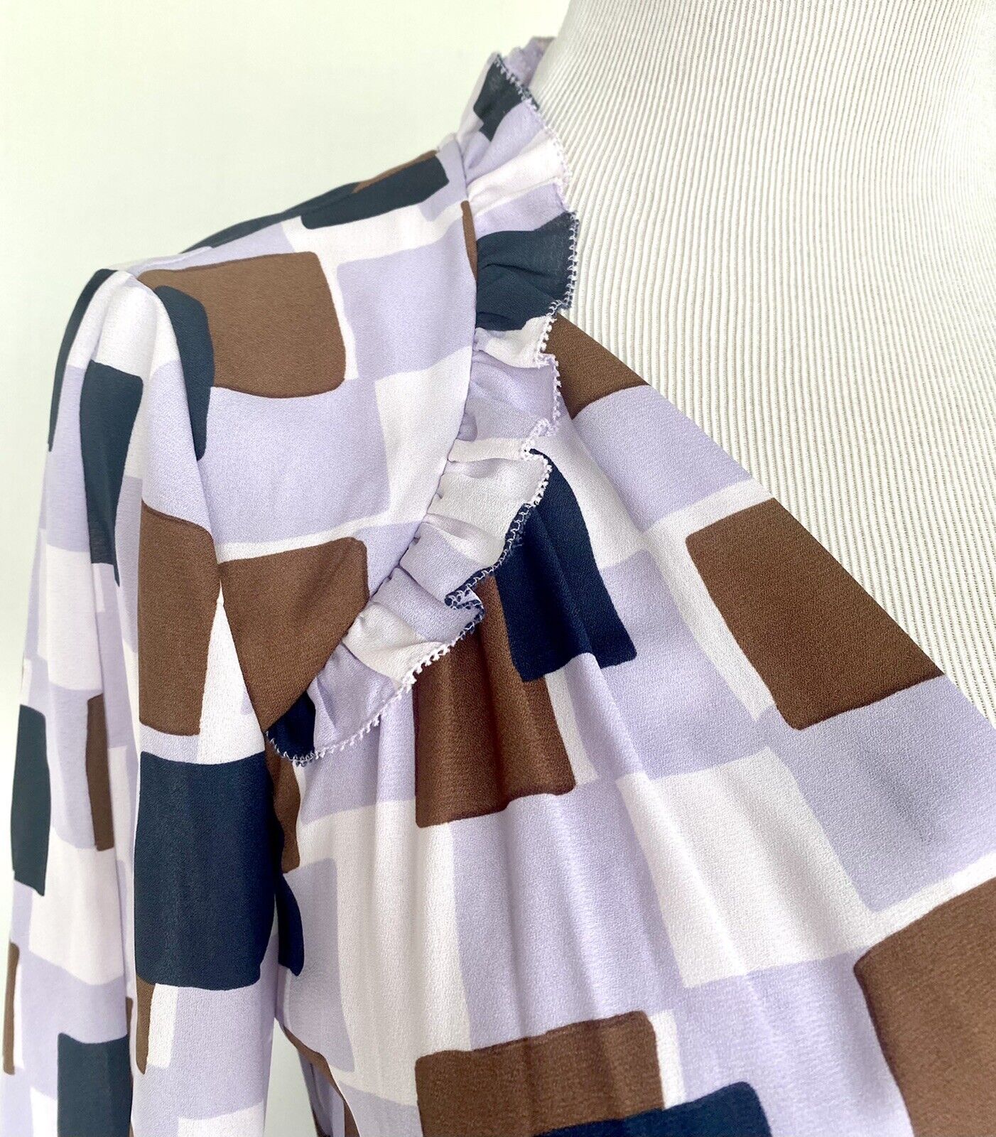 Kate Spade Geo Squares Ruffle Dress. NWT Retail $378 Price $155 Size 6