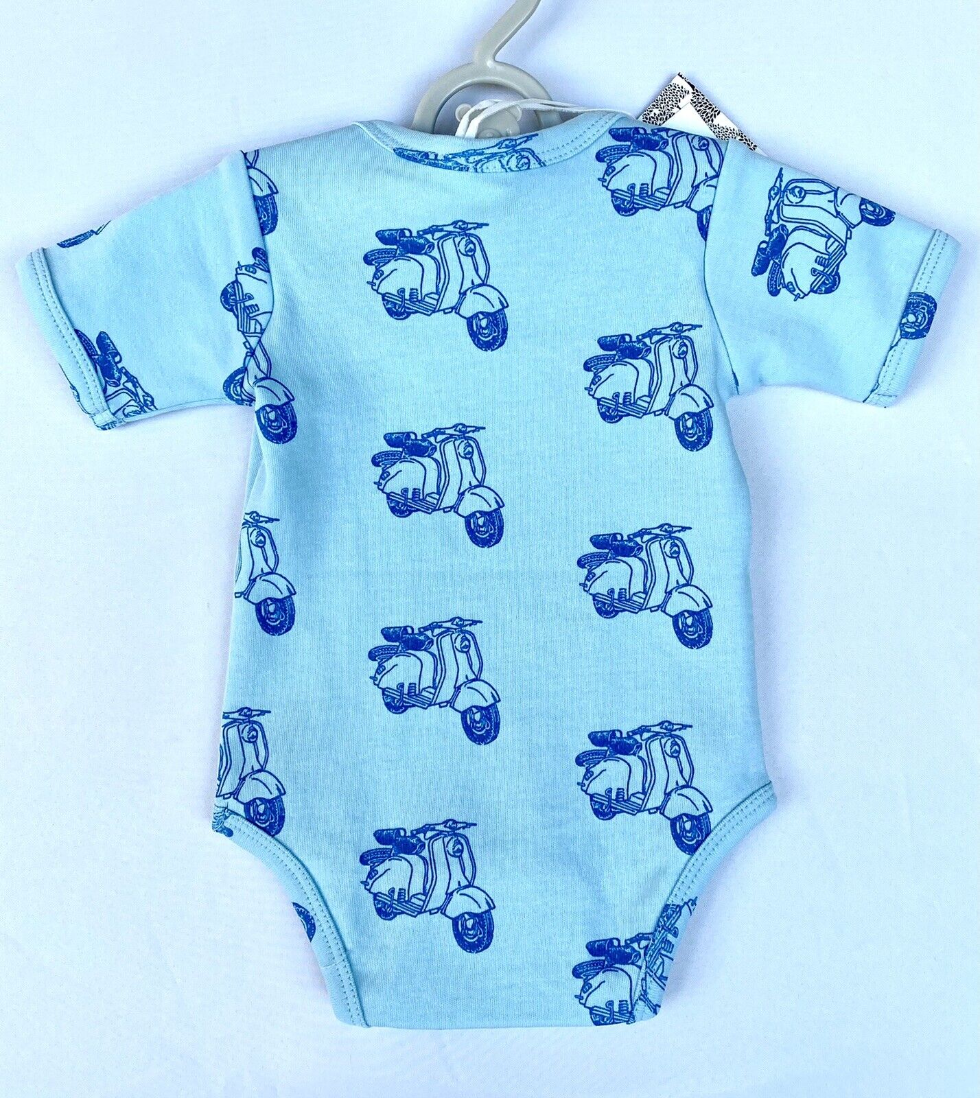 Kate Quinn Soft Organic Cotton Bodysuit Price $18 12-18M Blue Scooter