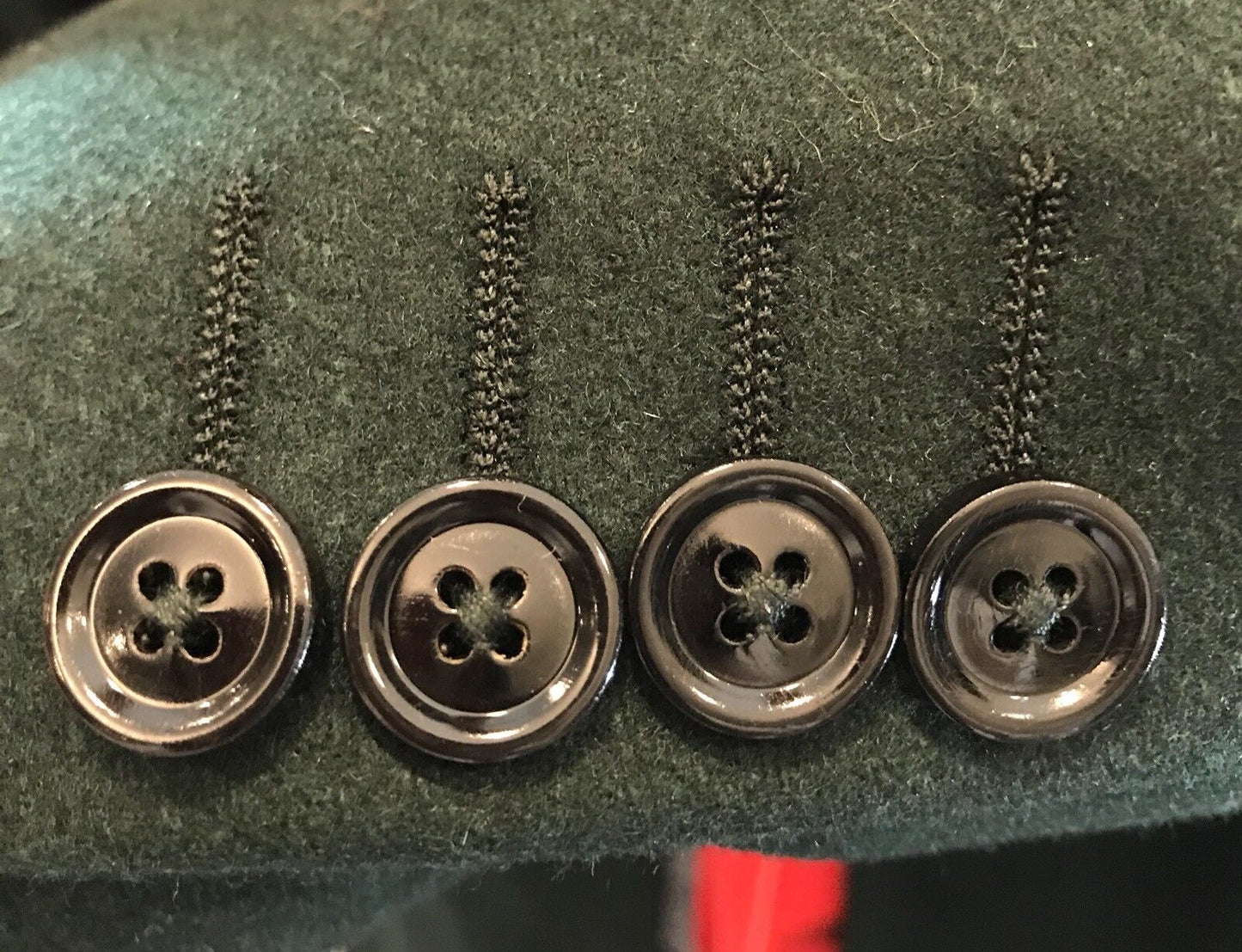 Carolina Herrera Dark Green Wool Coat. Retails $685 Price $285 NWT Size L