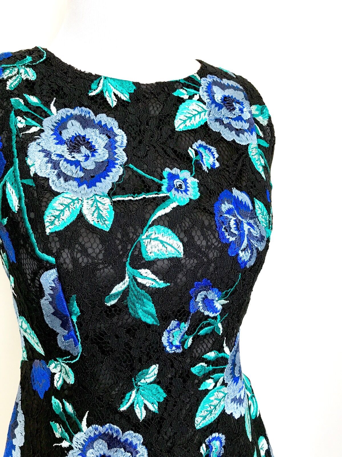 Eliza J Pink Blue & Green Lace Dress NWT Retails $158 Price $69 Size 0P