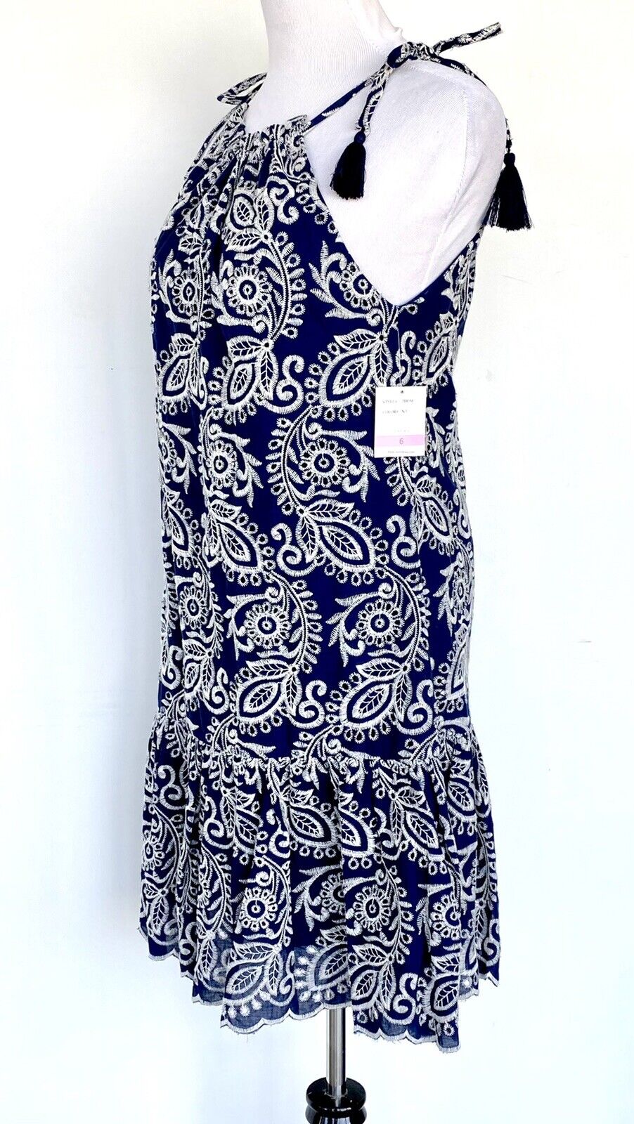 Taylor Blue White Embroidered Dress. NWT Size 6 Retail $138 Price $68 Ruffle Hem