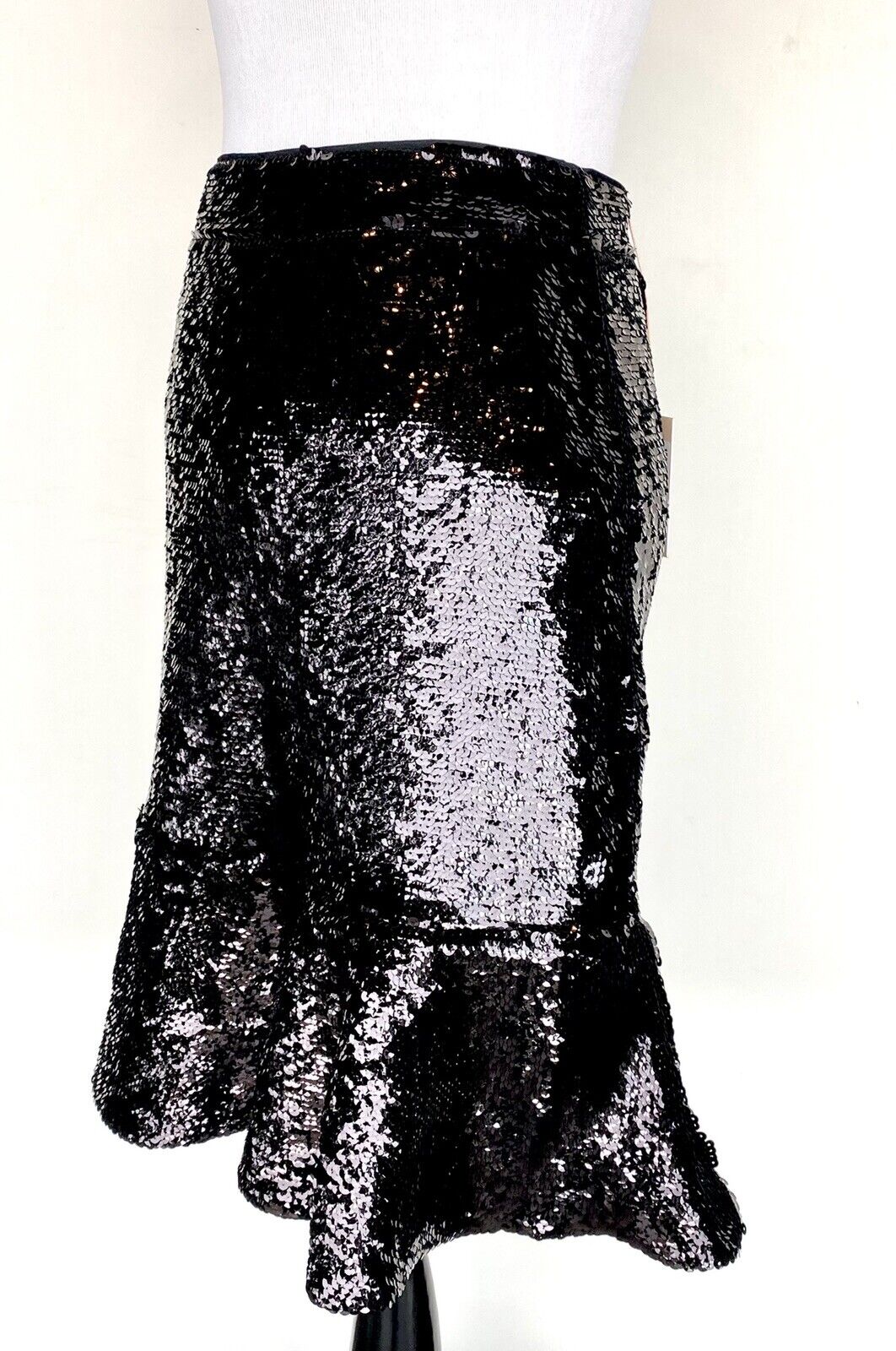 Hutch Black Sequin Skirt Retails $155 Price $89 Size 10 RuffleNWT Anthropologie