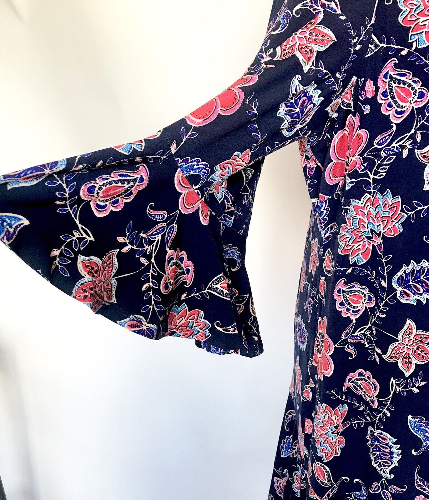 Eliza J Bell Sleeve Scoop Back Floral Dress Retail $128 Price $64 20W NWT