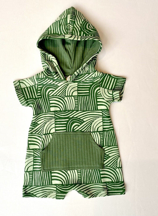 Kate Quinn Organic Cotton Sport Hooded Shortie Romper Retail $42 Price $32 0-3 M