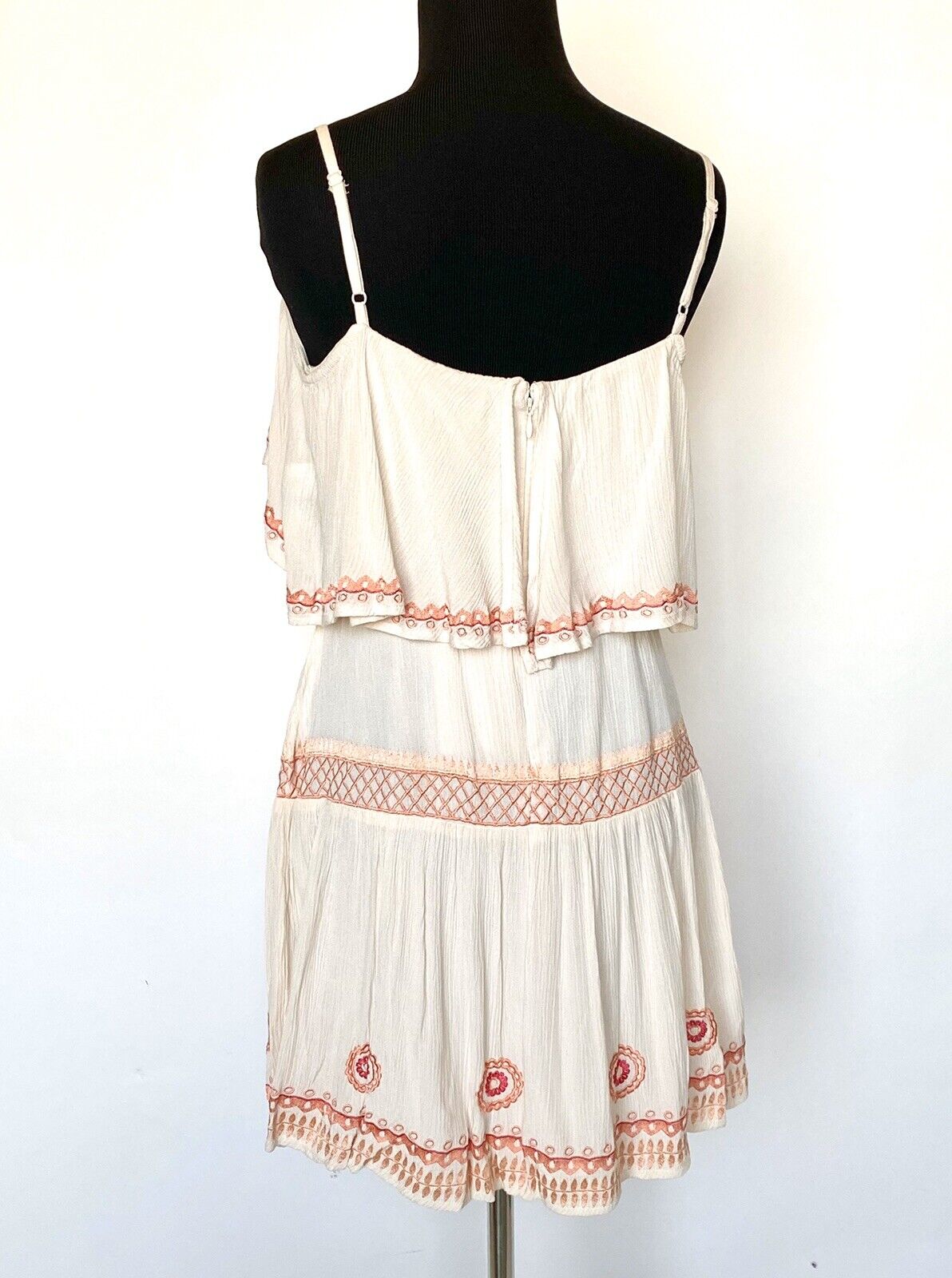 Anthropologie Rahi Cali Boho Embroider Ivory  Dress Retail $108 Price $29 M NWT