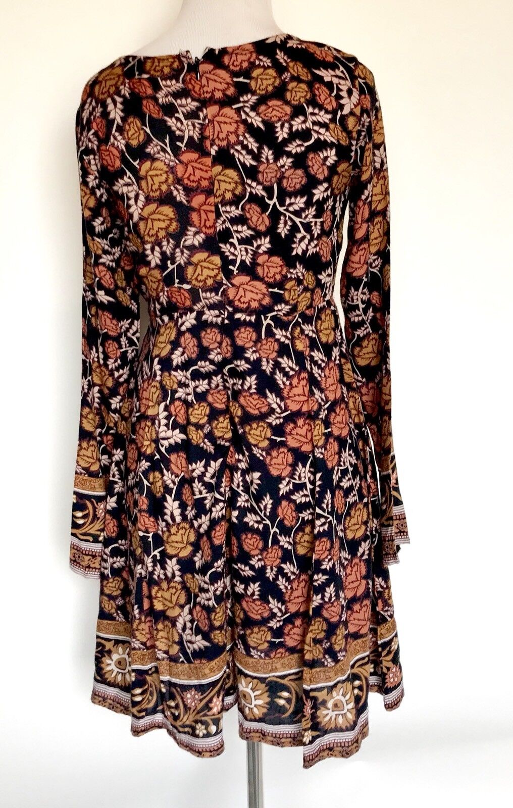 Raga NEW Boho Floral Romper Dress. Retails $106 Price $58. Size XS