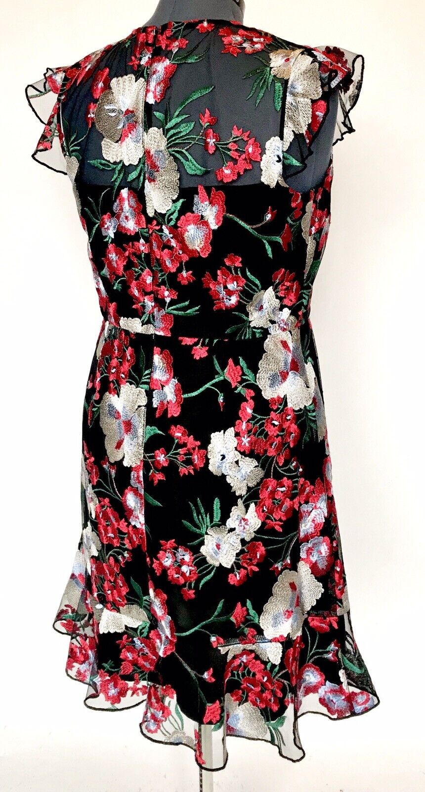 Donna Morgan Floral Embroidered Dress size 12 Retail $158 Price $76 NWT