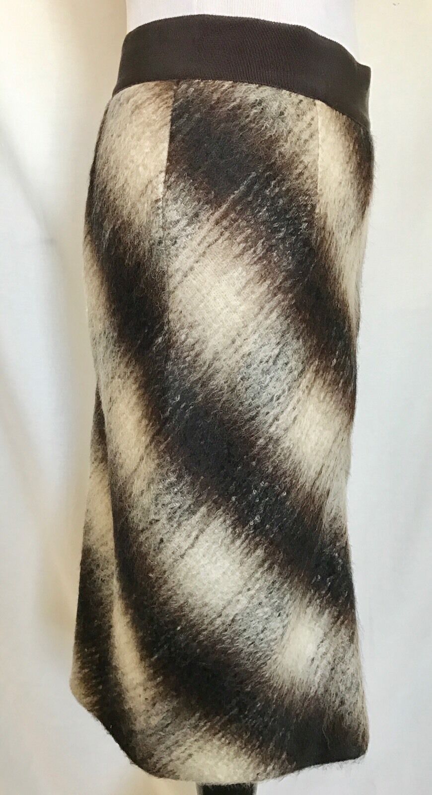 Carolina Herrera Mohair Skirt Brown & Cream NWT Retail $540 Price $225 Size 4
