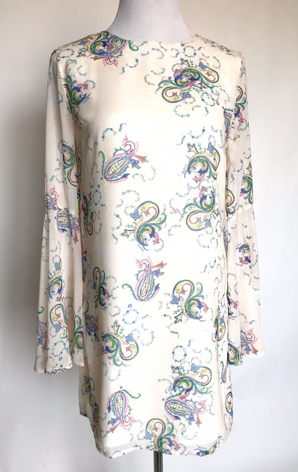 English factory Paisley Prism Bell Sleeve Shift Dress. Price $$63 Size S NWT