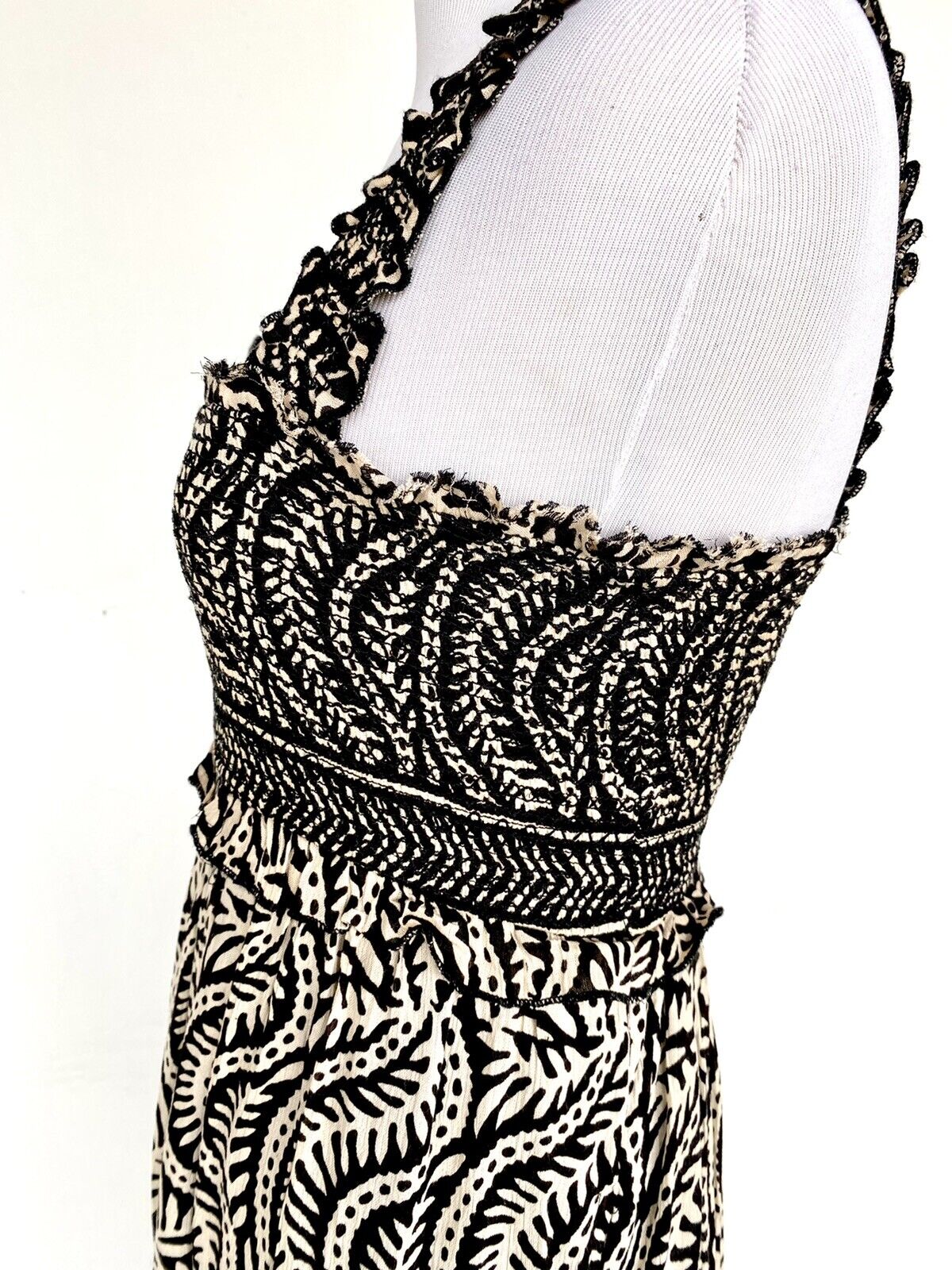 Urban Outfitters Nude & Black Smocked Jumpsuit $79 NWT Size XS Olive Leaf Print