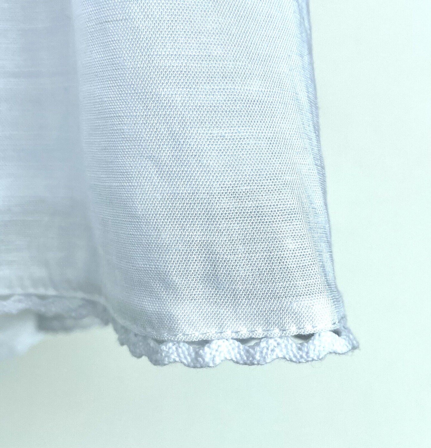 J Marie Embroidered Sterling flutter sleeve top size XS Retail $106 Price $59