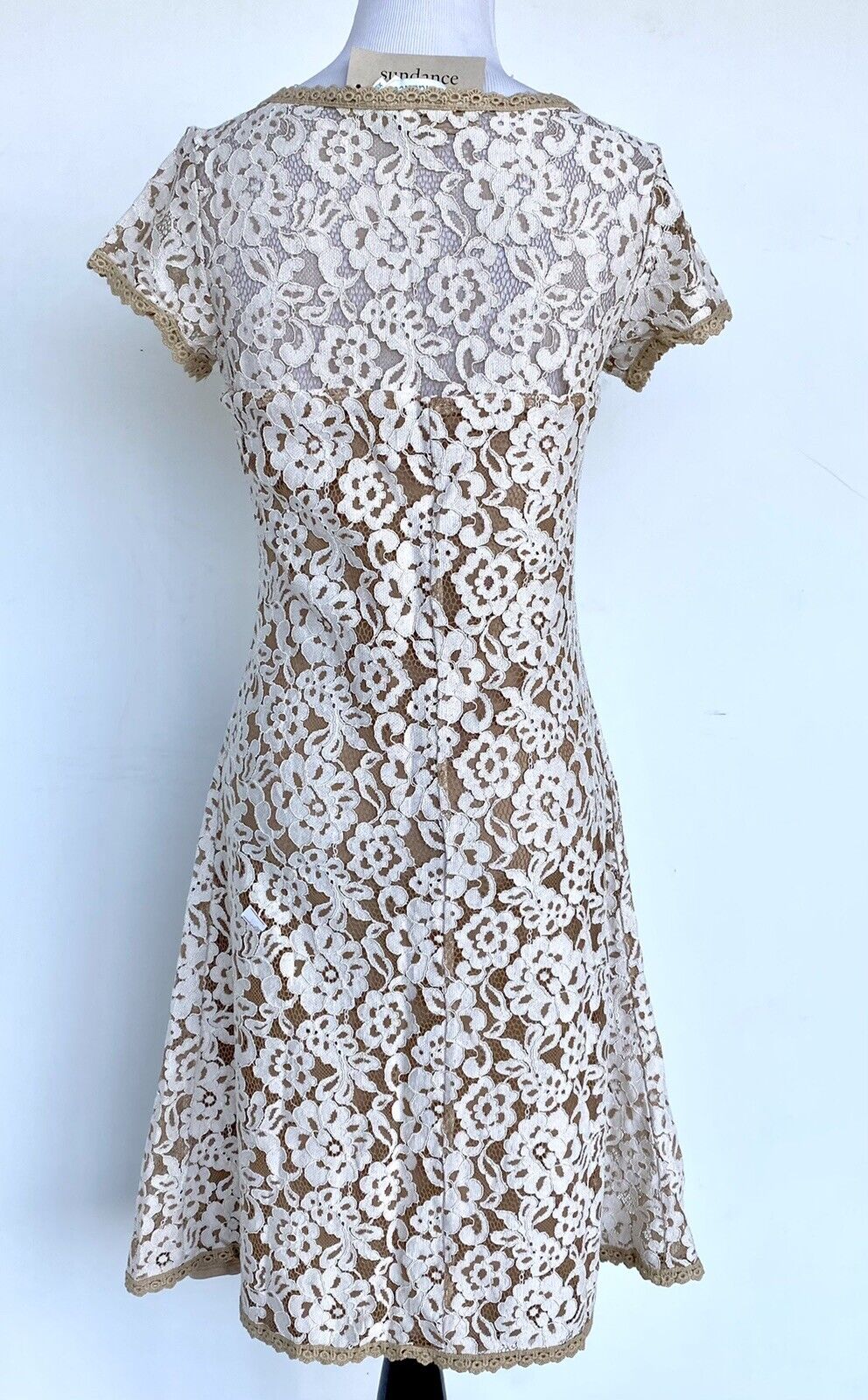 Sundance Sweetheart Lace Dress Retails $148 Price $79 Sz XS NWT Tan/ Beige