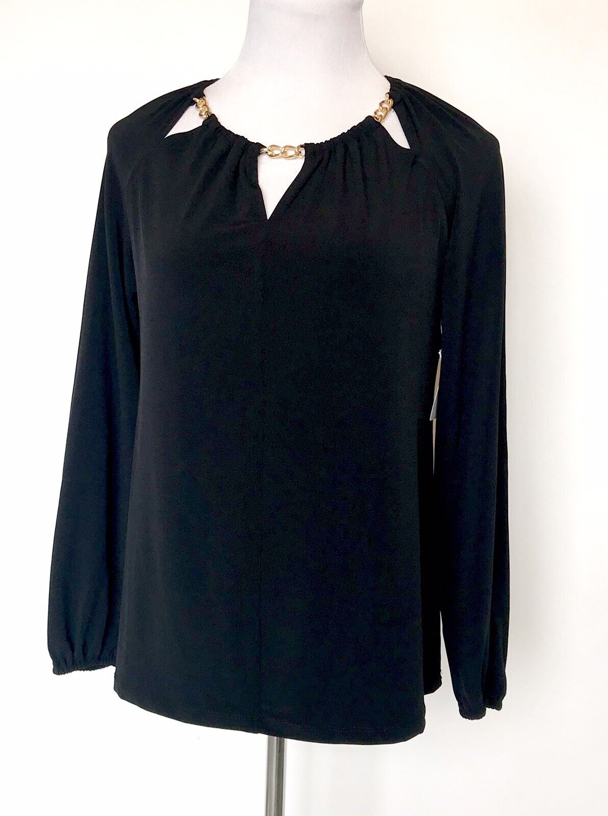 Carmen Marc Valvo Sz S Black Top Gold Metal Neck Chain Retail $58 Price $32 NWT