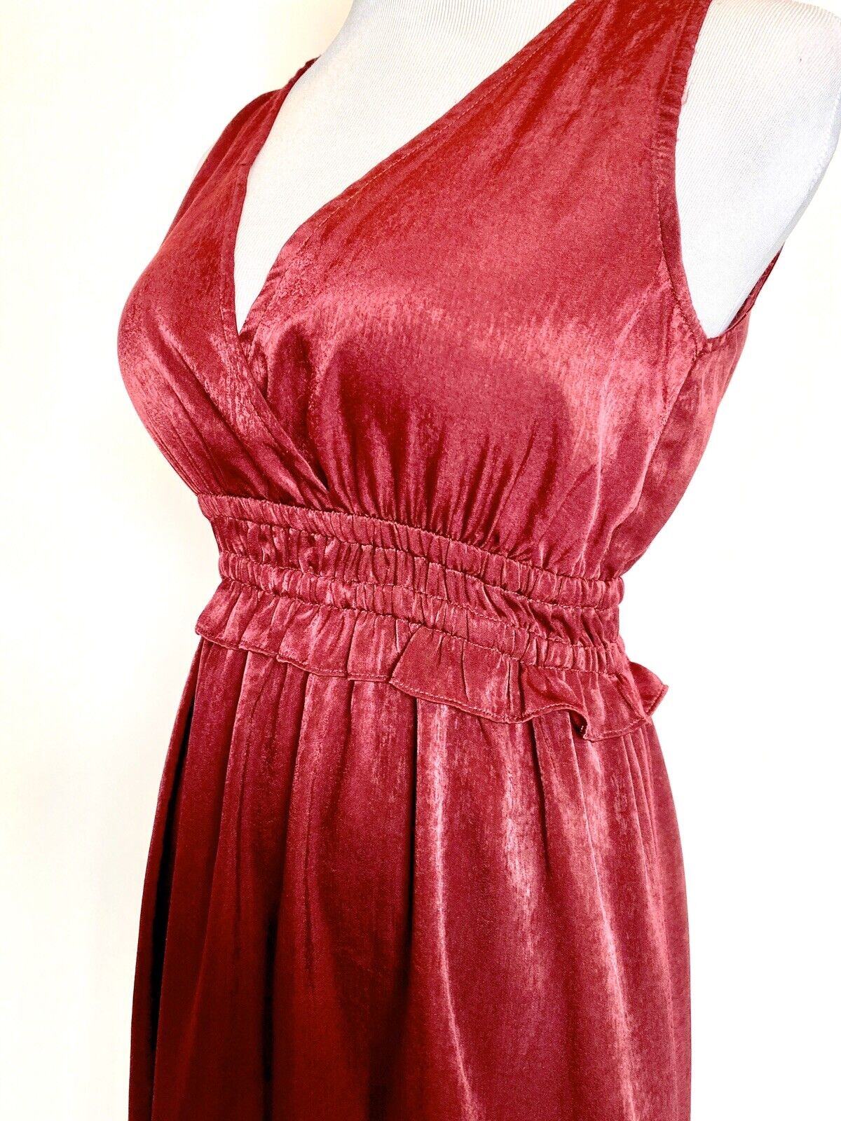 Re:named Dk Red Smocked Waist Surplice Dress Retail $78 Price $33 NWT Sz S