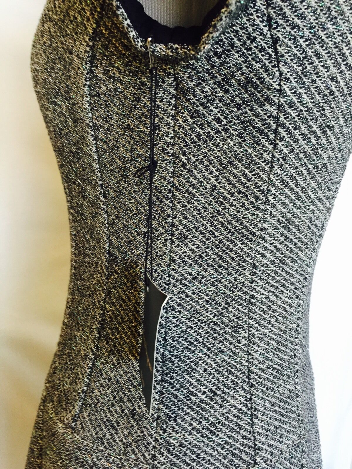 Nanette Lepore Gray Tweed Fitted  Dress NWT Size 0 Retail $478 Price $125