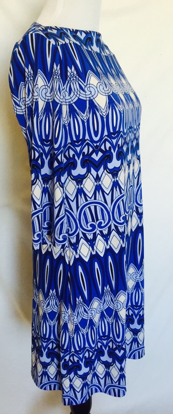 Donna Morgan Blue And White Stretch Dress. NWT Size 4  Retails $138 Price $42