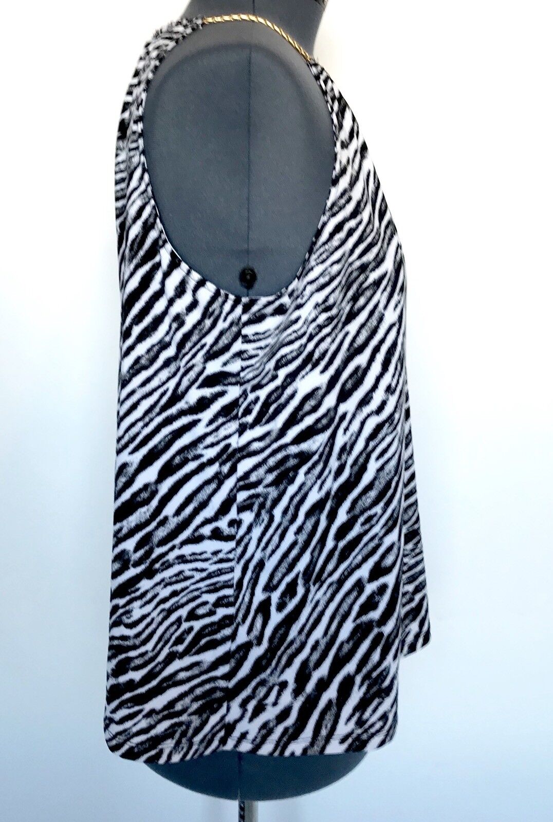 Michael Kors Animal Print Top NWT Retails $99.50 Price $$46 Size XL