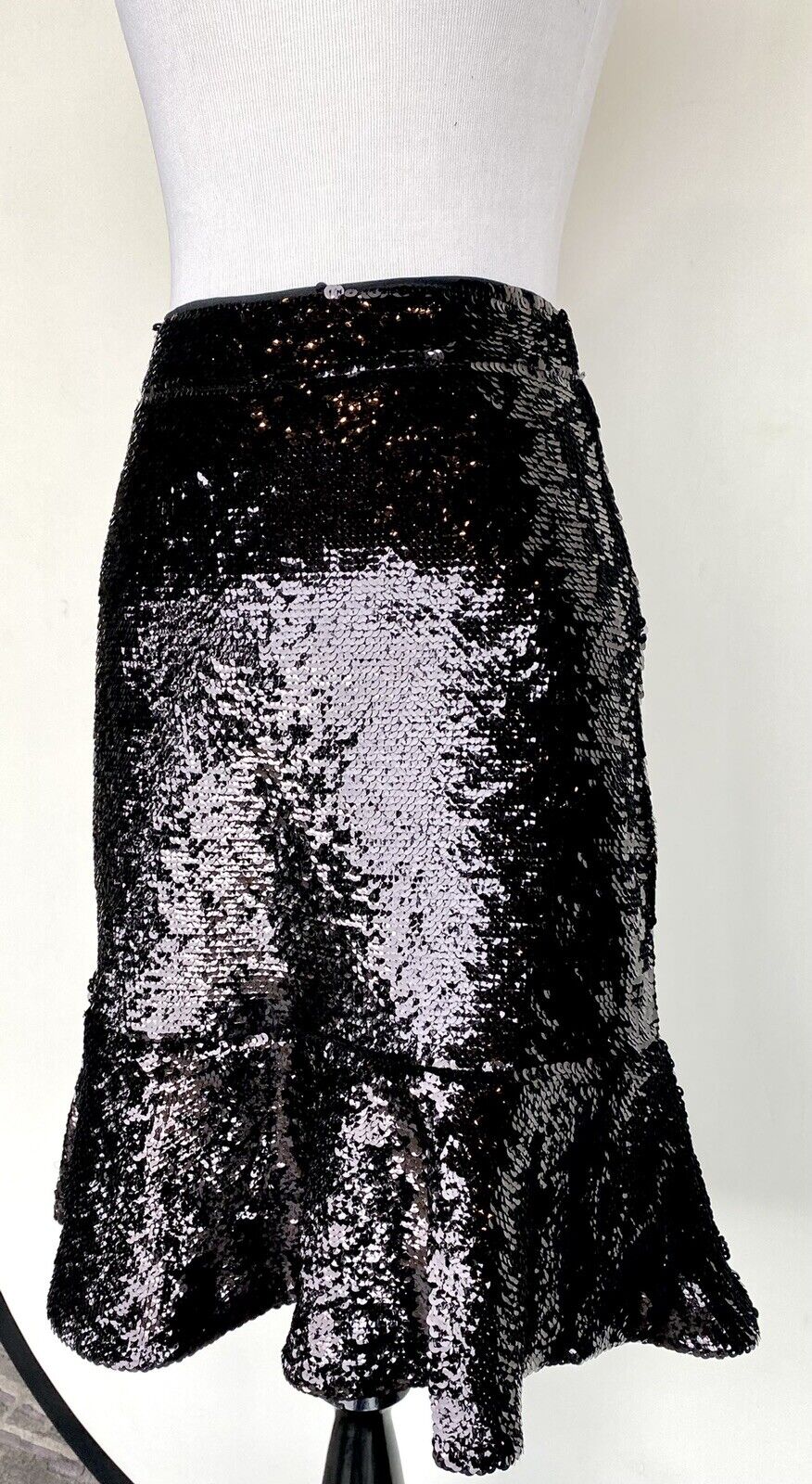 Hutch Black Sequin Skirt Retails $155 Price $89 Size 10 RuffleNWT Anthropologie