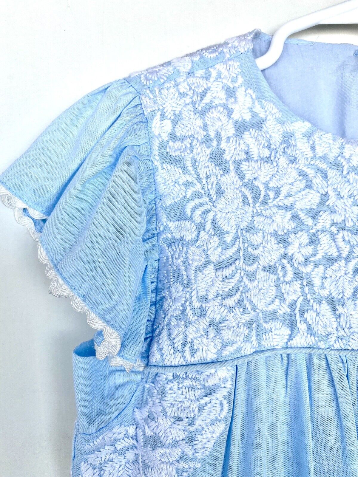 J Marie embroidered Mary Dress 3T Retail $92 Price $49 Linen Mix